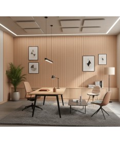 Revêtement mural acoustique Linear en bois clair installé dans un bureau moderne et épuré.
